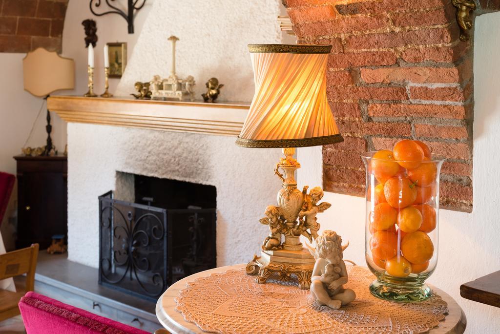 B&B Villa Il Poggetto ヴェントゥリーナ エクステリア 写真