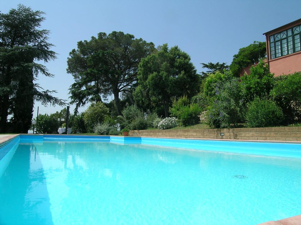 B&B Villa Il Poggetto ヴェントゥリーナ エクステリア 写真